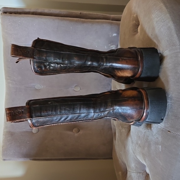 AS 98 Hershall Size 6 Brown distressed. - Picture 4 of 4